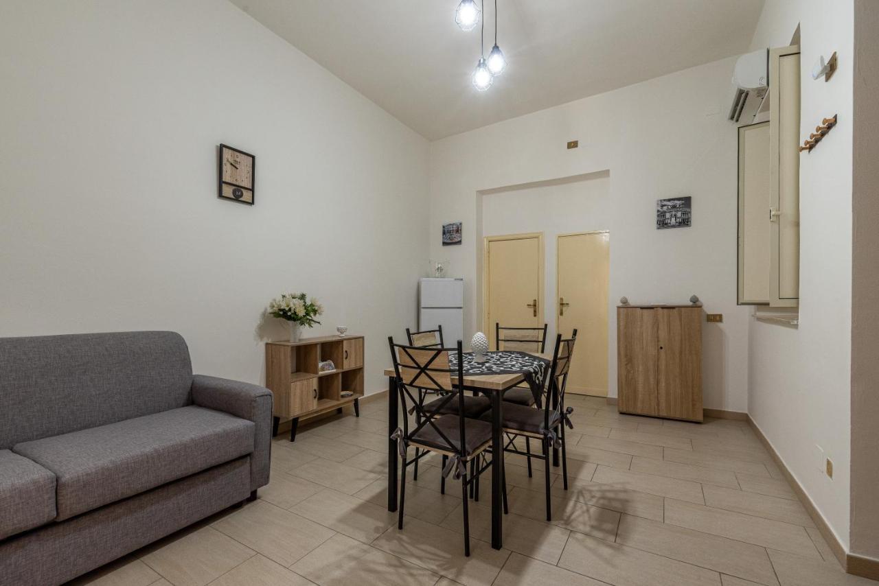 I Mori-Holiday Apartment Palermo Eksteriør billede