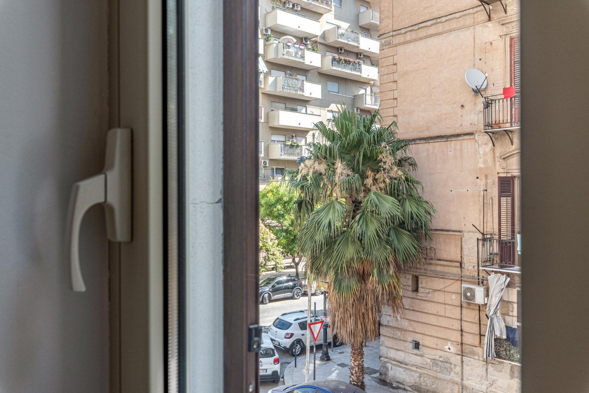 I Mori-Holiday Apartment Palermo Eksteriør billede