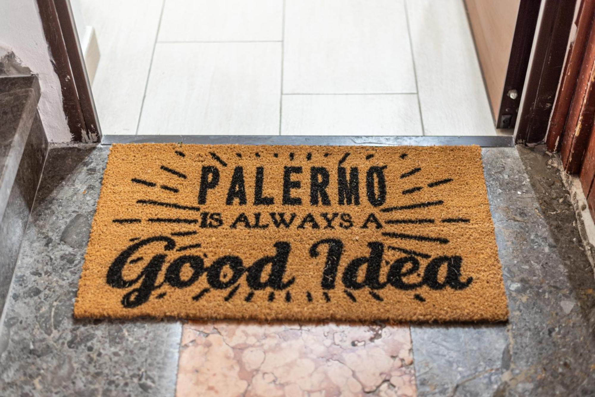 I Mori-Holiday Apartment Palermo Eksteriør billede